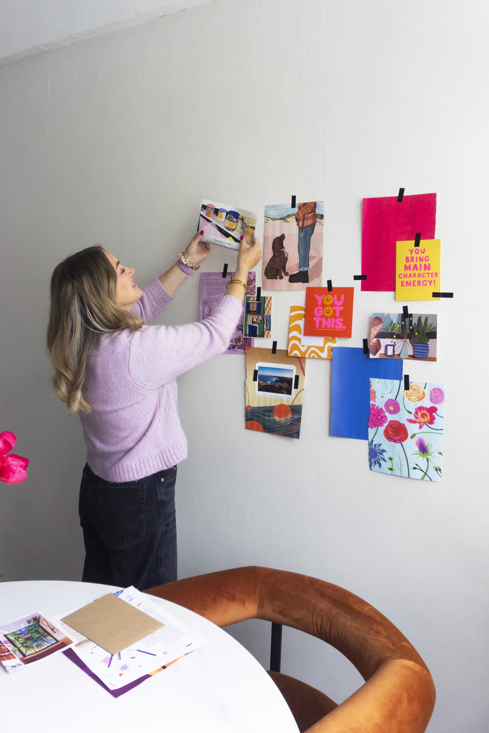About Dayglow Marketing – Steph pinning images to a moodboard